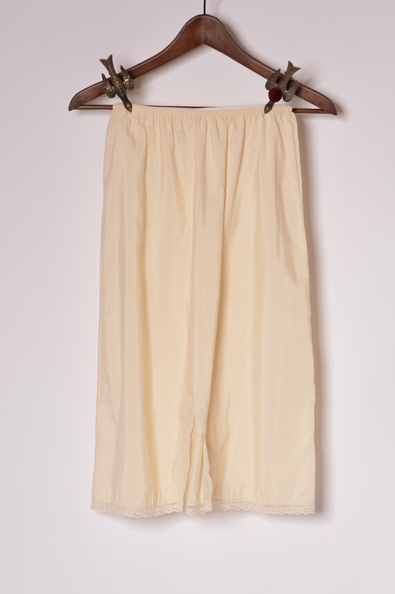 Simple White Half Slip Gem