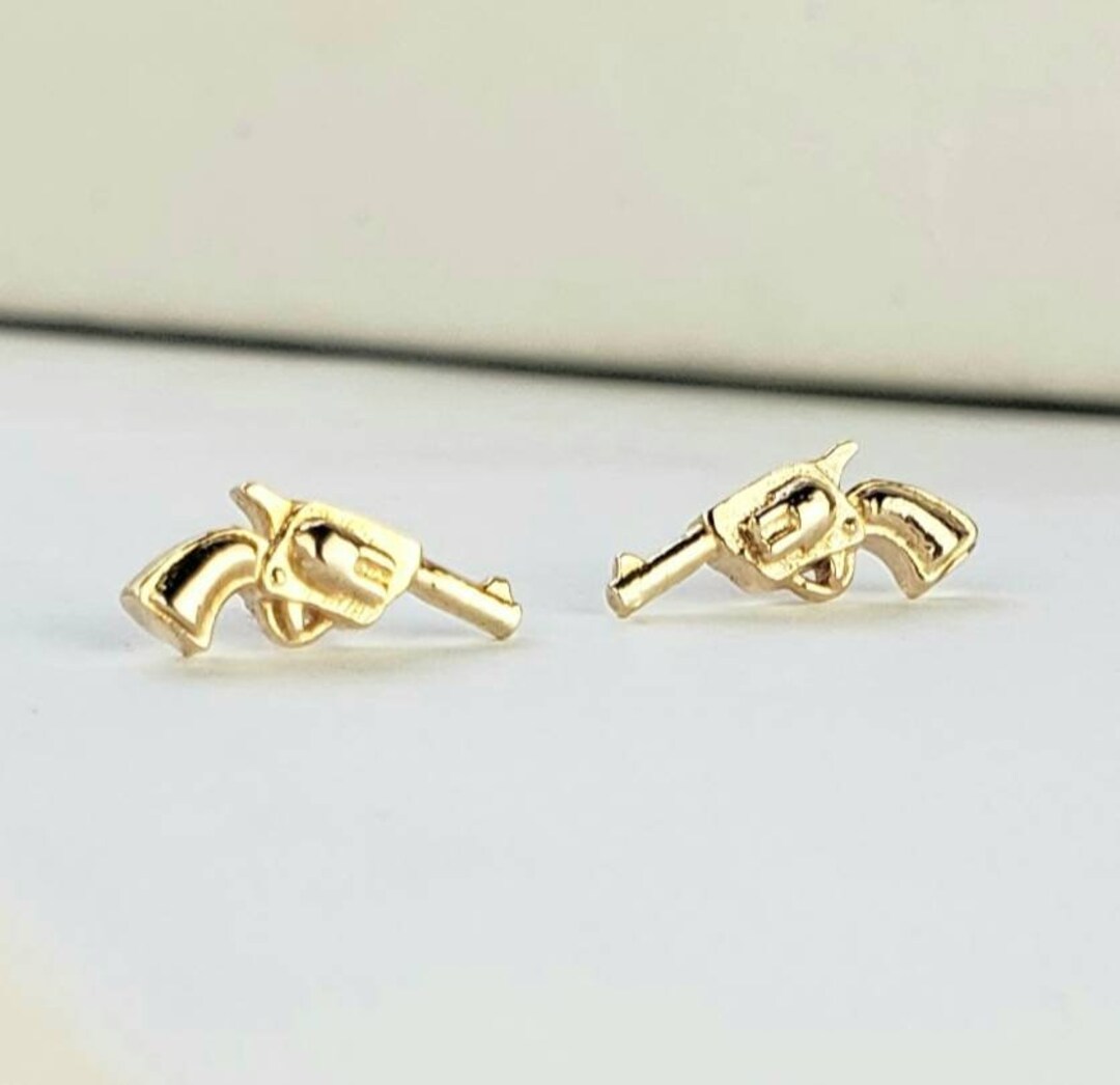Pistol Stud Earrings In Gold For Cowboys Little Gun Earrings Etsy.de