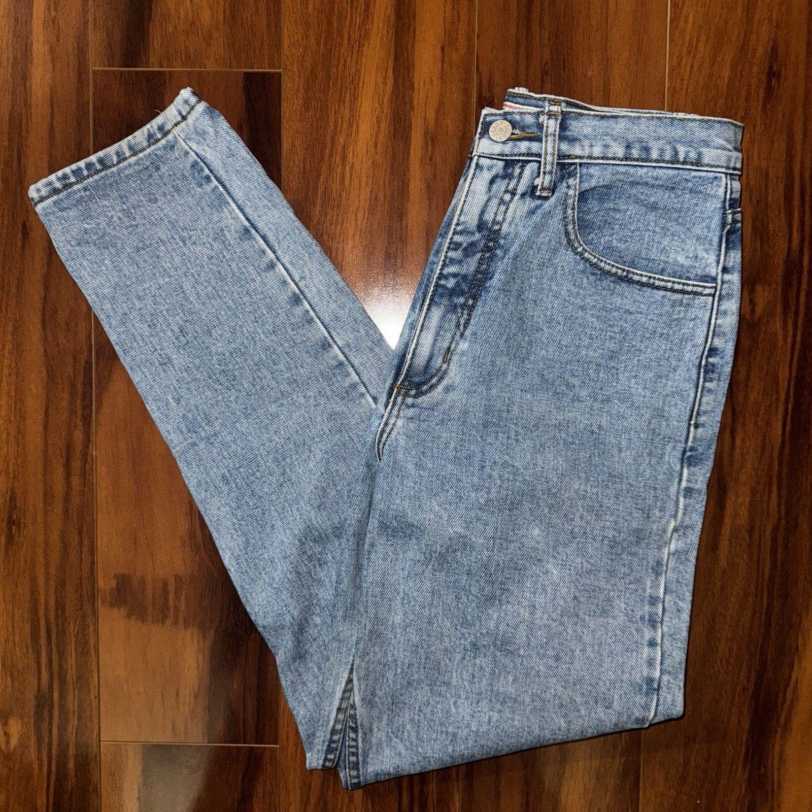 Jean Guess Femme Taille W29 (FR 40) – Sans Poches Arrière, Coupe Droite, Occasion Parfait état