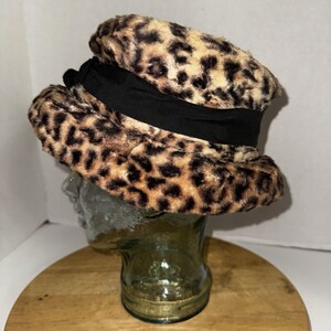 Vintage 1950s60s Leopard Print Faux Fur Hat Union Made USA 
