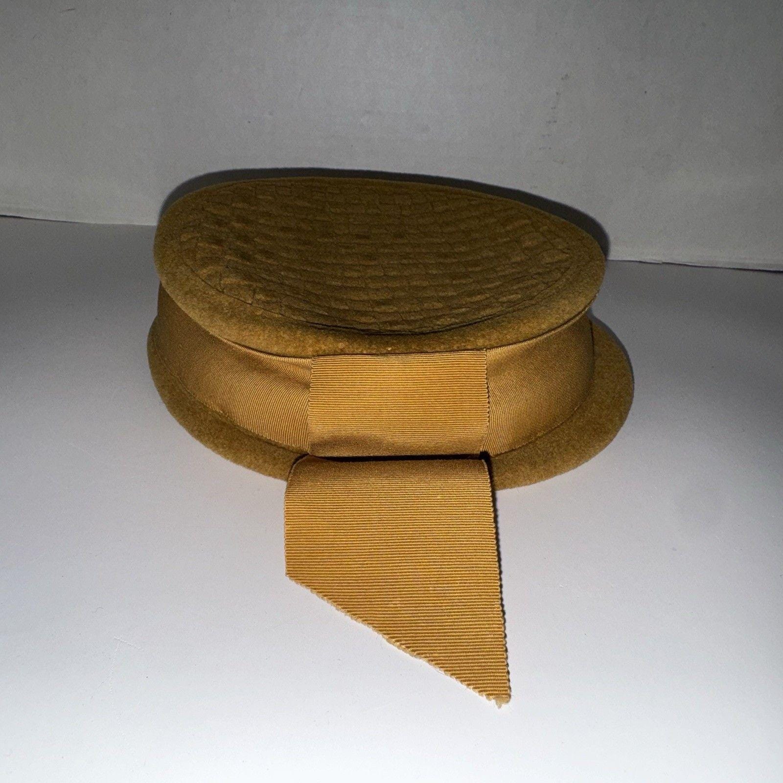 Vintage 1950s Chesterfield Pillbox Hat Mustard Yellow Felt  display picture 2