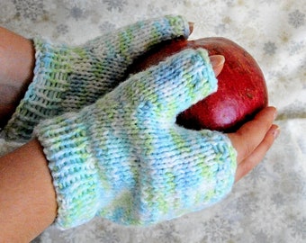 Patel Blue and Green Winter Fingerless Acrylic "Mitts"
