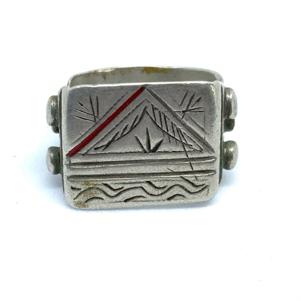 silver sahawi ring. Vintage Saharan ring