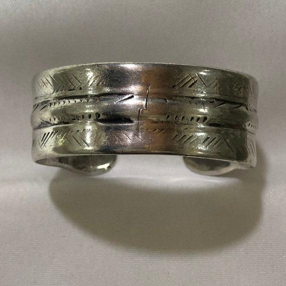 Old vintage silver Tunisian bangle. Jewelry brace… - image 3