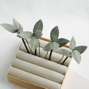 Eucalyptus hair piece Floral wedding hair pins Greenery bridal headpiece Sadge green leaf hair pins Floral hair comb