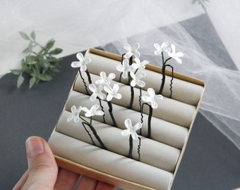 White flower hair pins Bridal floral hair piece SET of 10 Babys breath hair pins Small wedding headpiece for bride