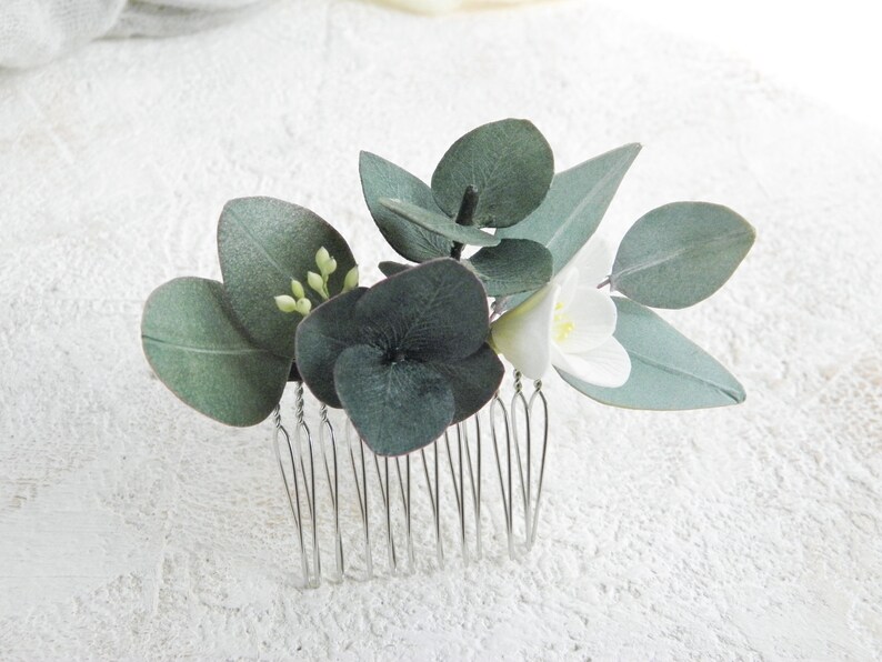 Eucalyptus hair comb small , Greenery wedding hair piece , Floral head piece for bride , Tropical bridal hair comb image 8