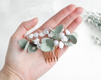 Bridal eucalyptus hair comb Wedding babys breath pins Floral hair piece for bridesmaid Flowers pearls headpiece