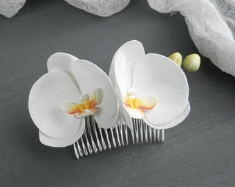 Brudhårsmycke vit orkidé Bröllopshårsmycke blommig hårkam brud