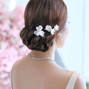 Lilac bridal hair pins with small flowers Floral wedding hair piece Flower headpiece for bride Floral bobby pins image 6