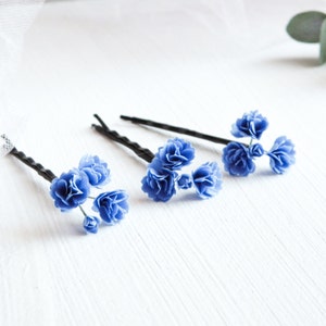 Blue gypsophila hair pins Babys breath hair pins Flowers bridal hair piece Small wedding headpiece for bride