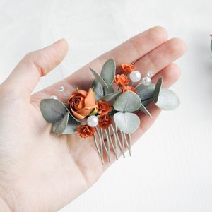 Terracotta flowers hair piece Bridal eucalyptus hair comb Rust Floral hair accessories for bride Fall hair pins set Small comb 4"