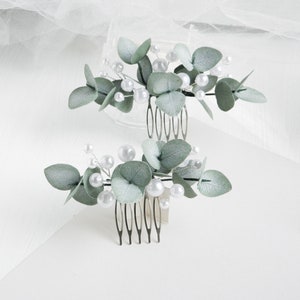 Greenery wedding hair piece Eucalyptus bridal hair comb Pearl hair piece Floral headpiece for bride