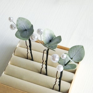 Postizo de eucalipto Postizo de novia con vegetación Horquillas de eucalipto Horquilla floral Horquillas de perlas Accesorios para el cabello de boda para novia