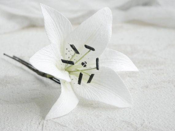 White Lily Hair Pin Tropical Hair Piece Beach Wedding Hair Etsy