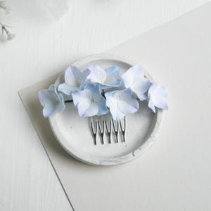 Blue bridal hair comb Hydrangea flowers wedding hair pins Bridal floral hair piece for bride