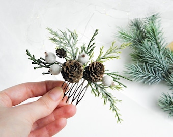 Winter bridal hair comb Pinecone wedding hair comb Christmas Forest hair piece for bride Pine cone small hair pins Woodland hair comb