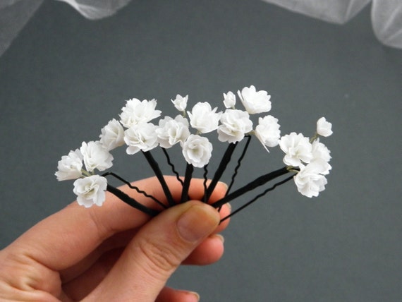 Gypsophila hair pins Babys breath hair pins Flower hair pins Bridal hair piece Small wedding headpiece for bride