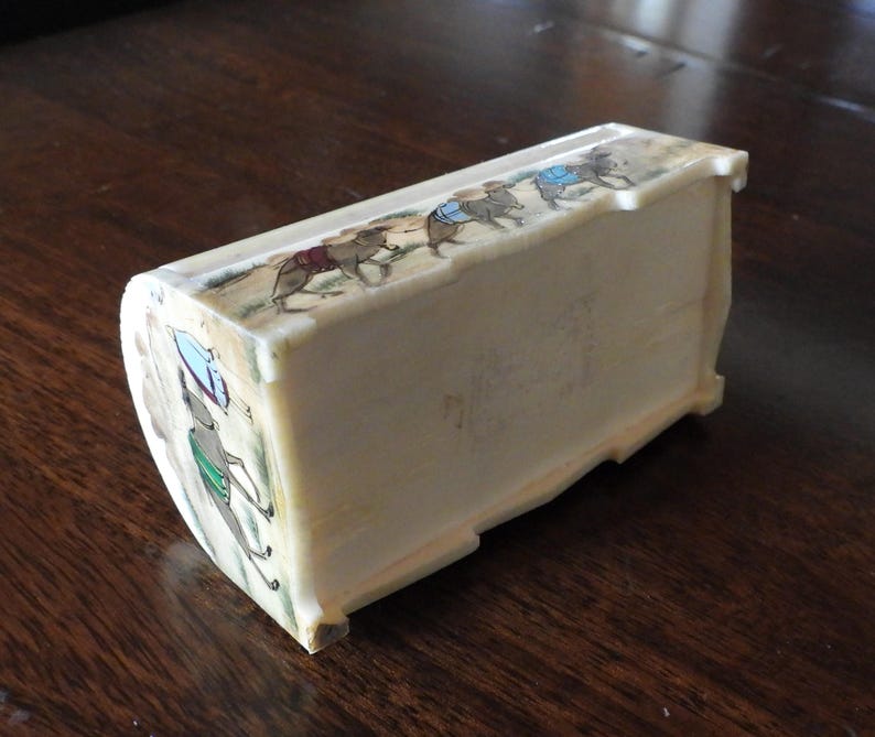 Vintage Persian Hand-Painted Camel Bone Trinket Box with Removeable Inside Shelf image 5