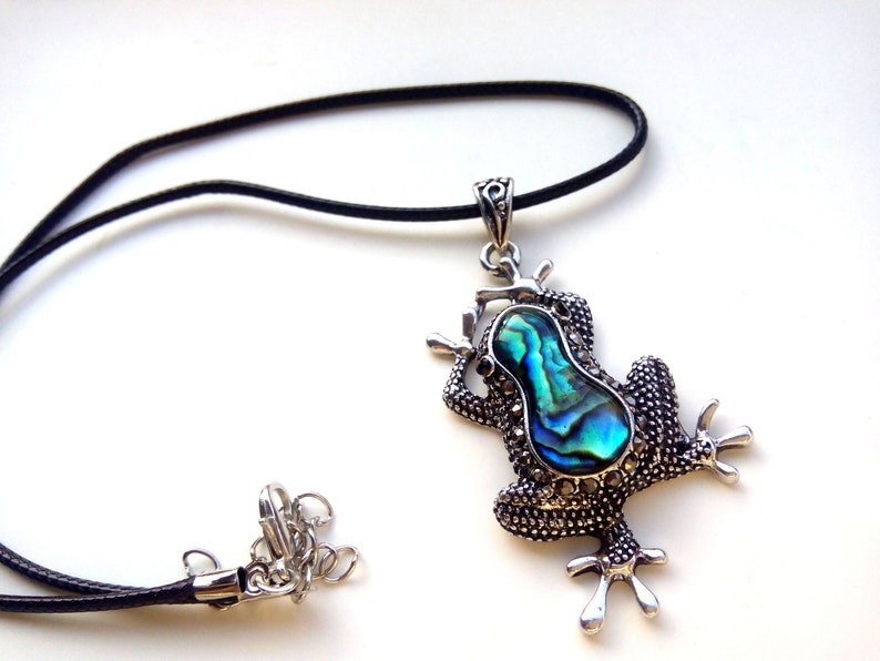 Frog Necklace Frog Jewelry Frog Pendant Animal Jewelry Etsy