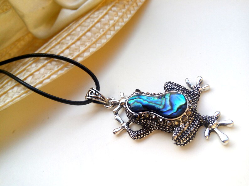 Frog Necklace Frog Jewelry Frog Pendant Animal Jewelry Etsy