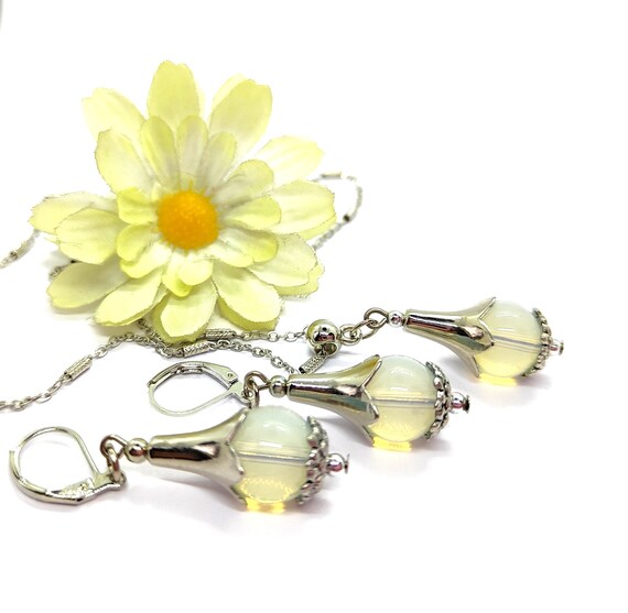 Opal Jewelry Set,Opal Jewelry, Opal Earrings, Opal Necklace, Opalite Jewelry Set, Moon Stone Jewelry, Opalite Necklace, Moon Stone Earrings