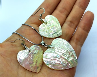Mother of Pearl Heart Jewelry Set, White Pearl Heart Necklace & Earrings, Romantic Gift for Her, Handmade Boho Jewelry, White Heart Jewelry
