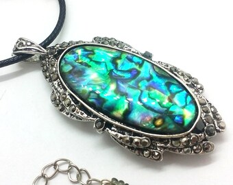 Abalone Crystal Necklace, Abalone Necklace, Abalone Pendant, Shell Pendant, Shell Jewelry, Mother of Pearl Pendant,Shell Crystal Necklace