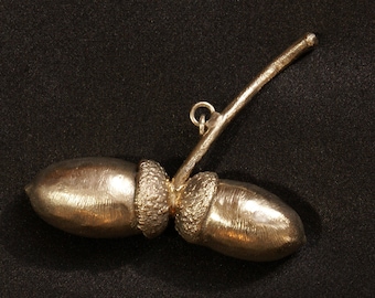 Pendant genuine Acorn Silver plated