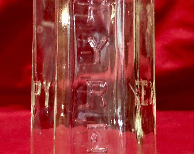 Vintage Pyrex Glass Narrow Neck Clear Glass 8 oz Baby Bottle,Made in USA