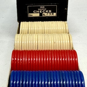 Vintage Drueke Checks/Poker Chips, czerwony, biały, niebieski 98 sztuk w oryginalnym czarnym kartonie nr 398