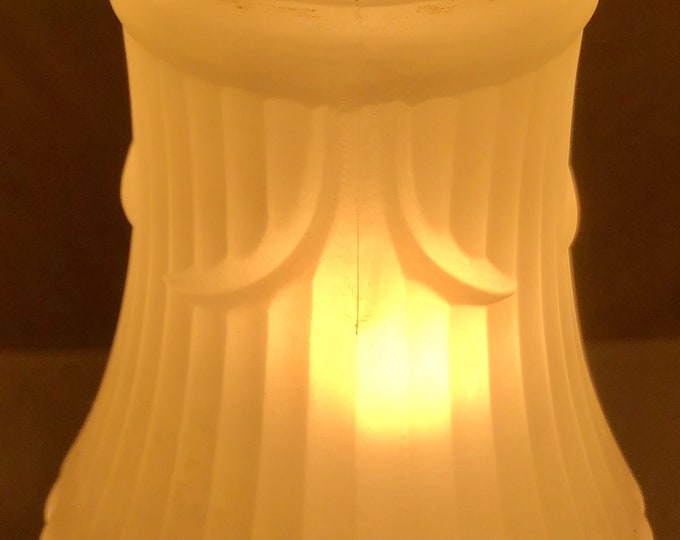 Vintage Ribbed Frosted Glass Glass Lamp Shade/Ceiling Light