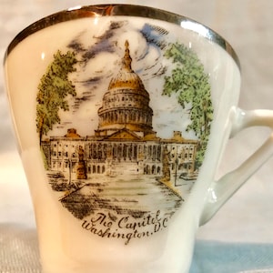 Vintage Miniature Washington D C Hand Painted Souvenir Tea Cup