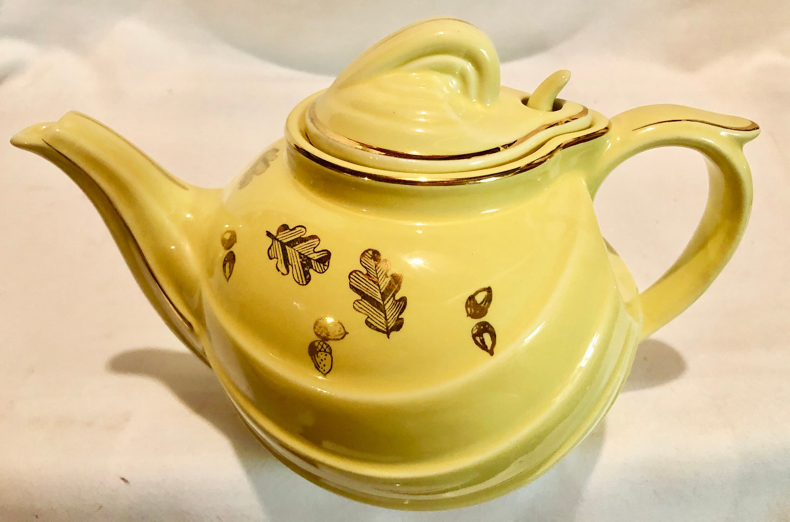 Vintage Halls Pottery Yellow Teapot with Gold Leaf , No 0799, 6 Cup