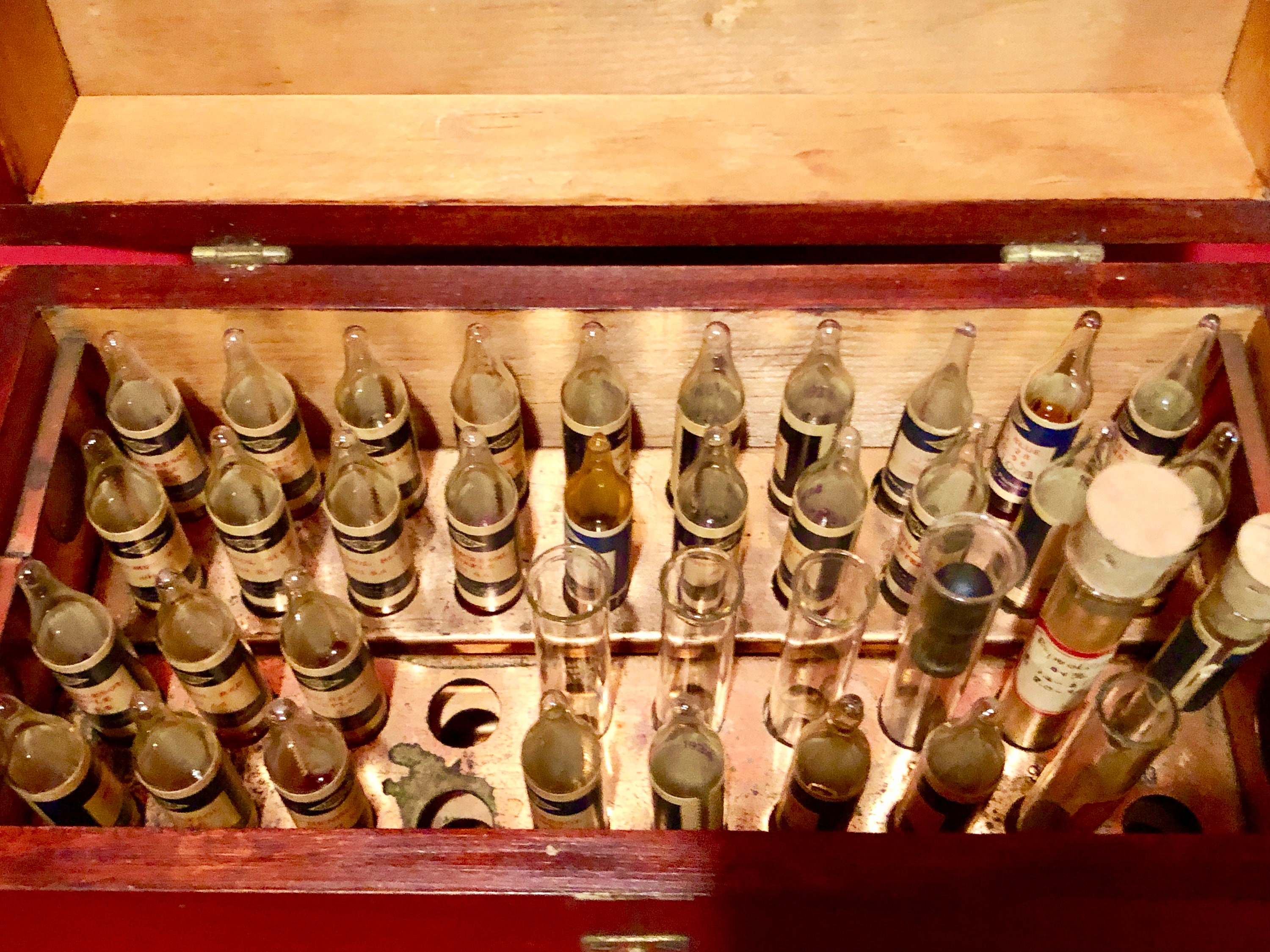 LaMotte Soil Test Kit with Wooden Case,Two Brass Test Tube Holders and