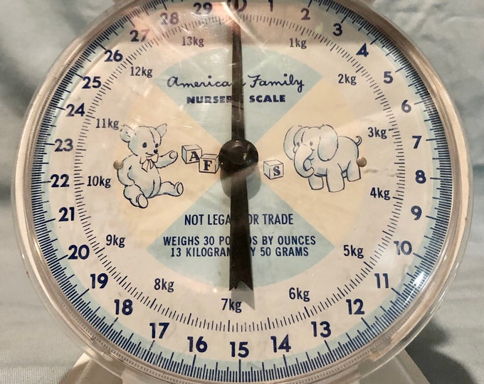 American Family Vintage White Nursery/Baby Scale