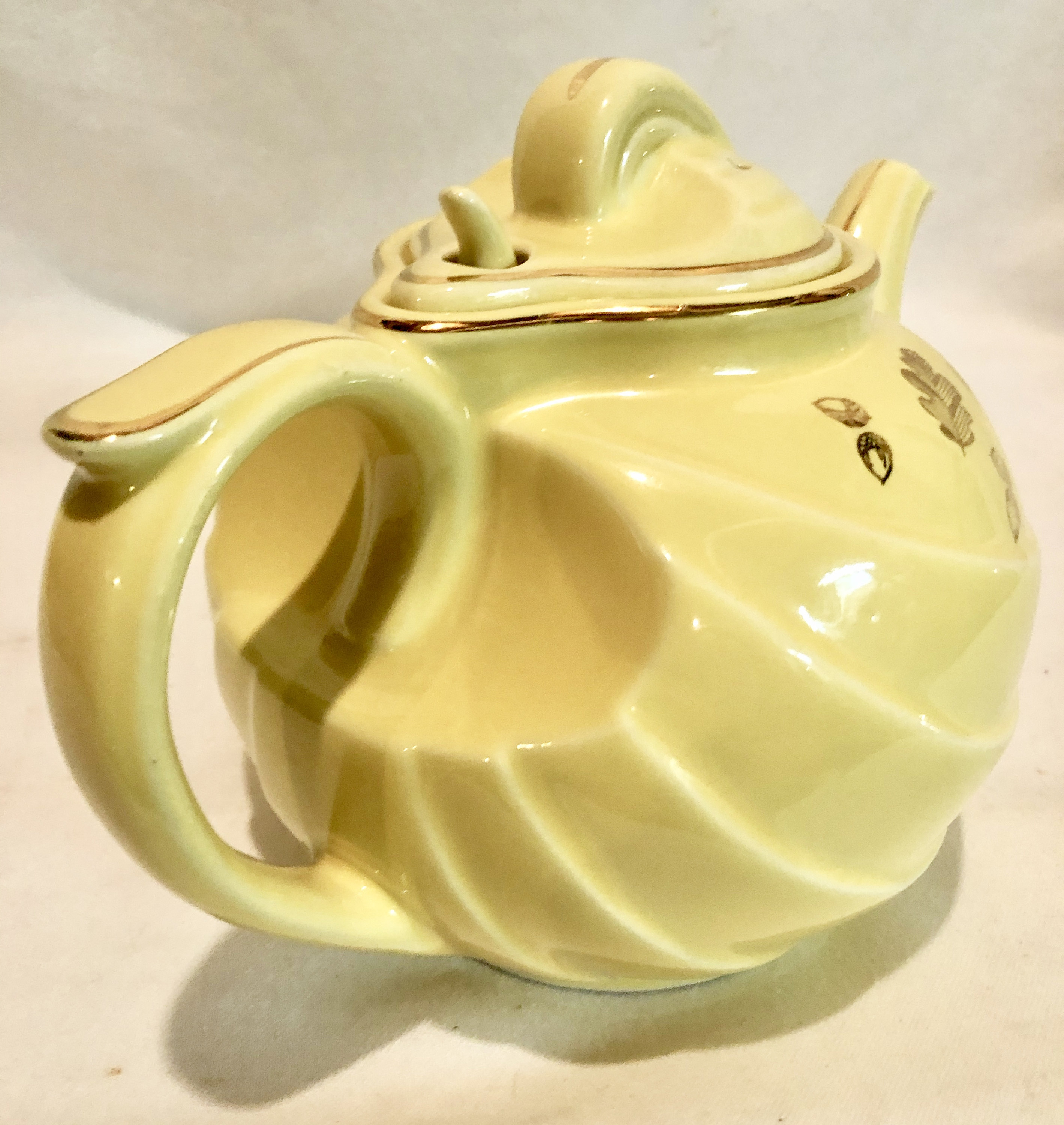Vintage Halls Pottery Yellow Teapot with Gold Leaf , No 0799, 6 Cup