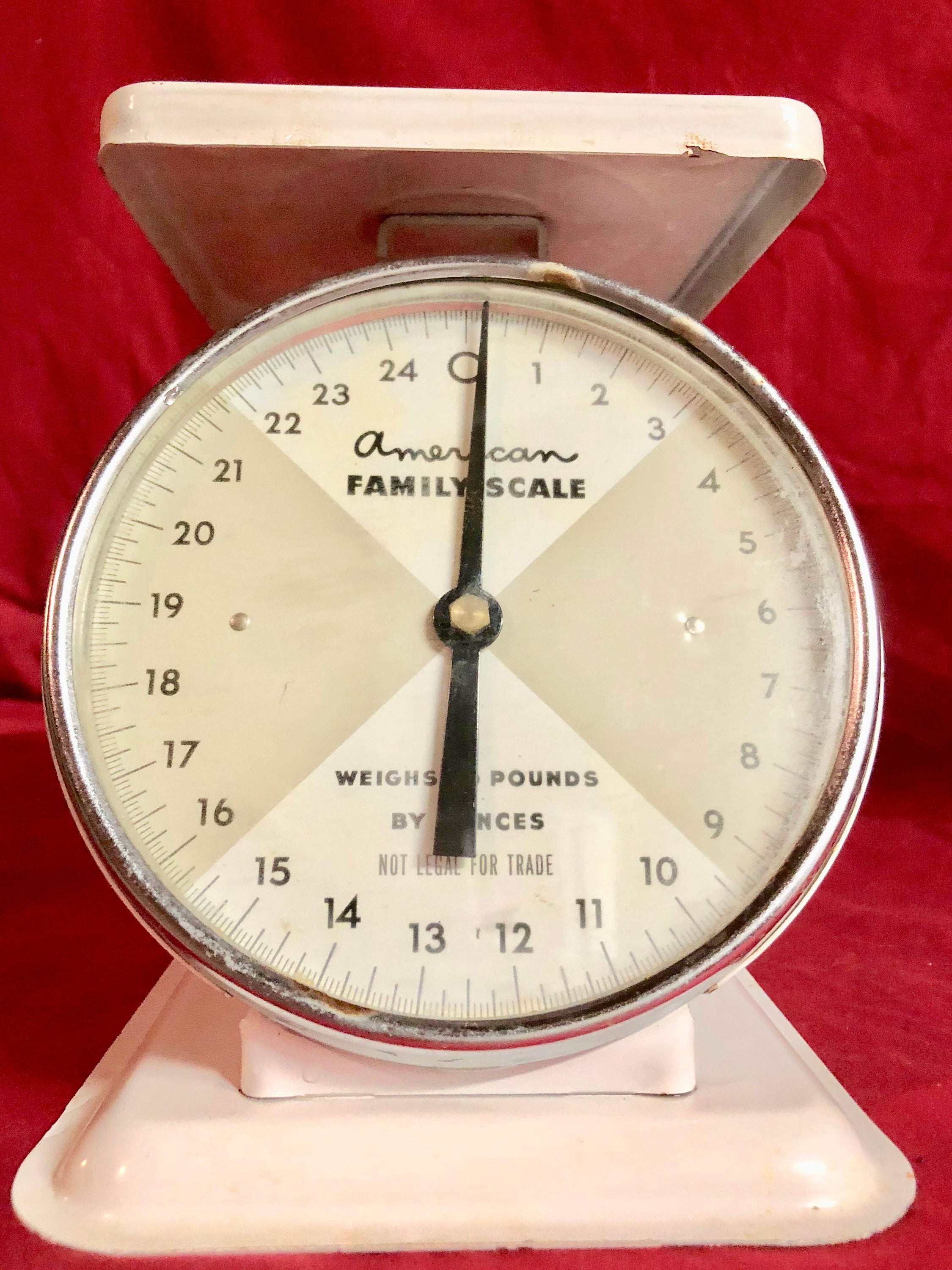 Vintage Metal “American Family Scale” circa 1950's