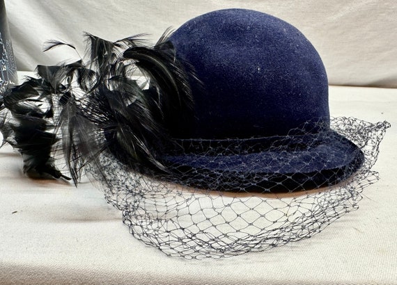 Vintage Ladies Royal Blue Wool Hat with Black Fea… - image 1