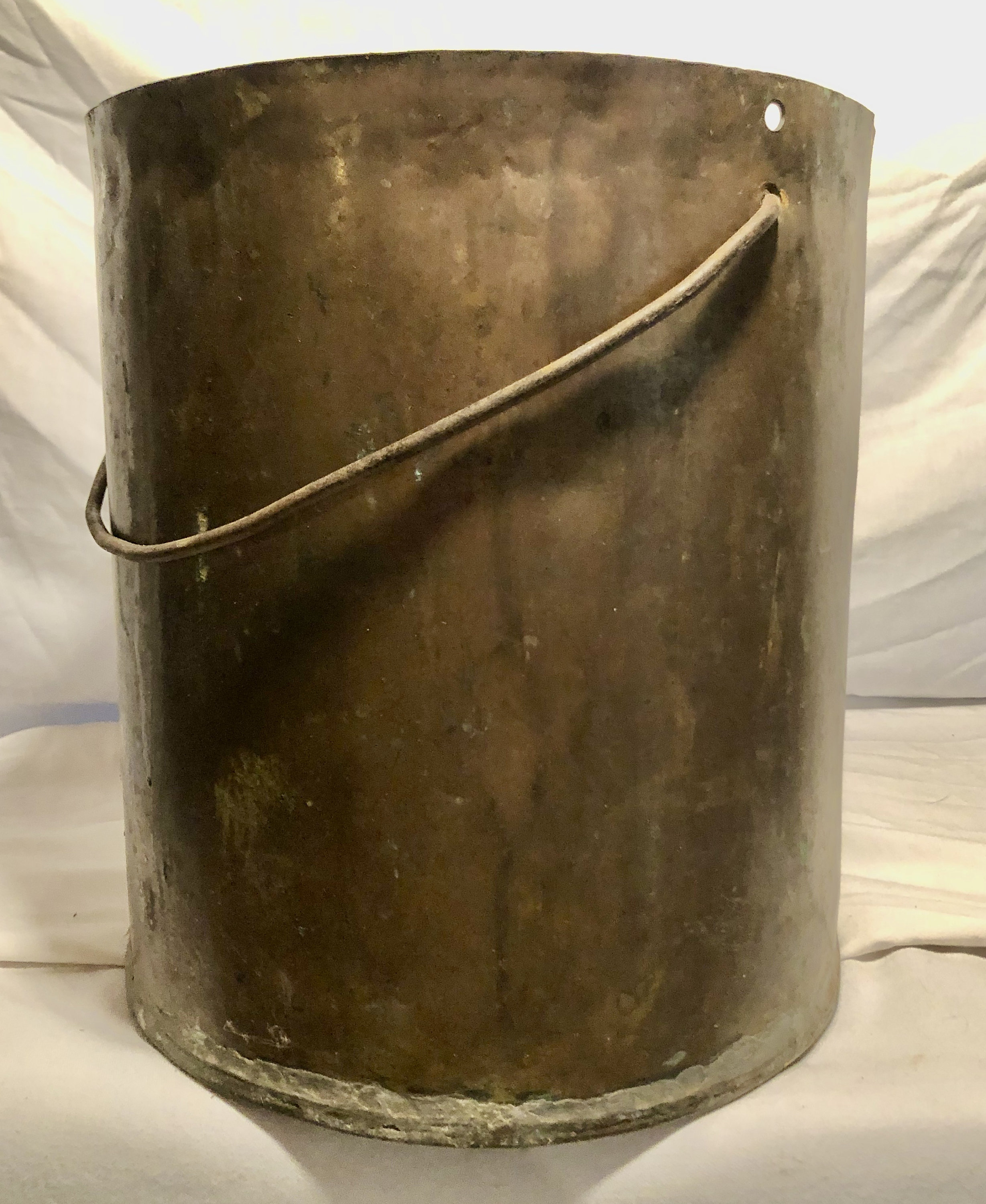 Vintage Round Copper Bucket with Handle