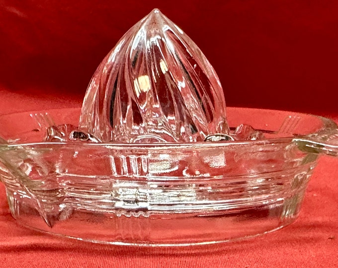 Vintage Clear Glass Citrus Juicer