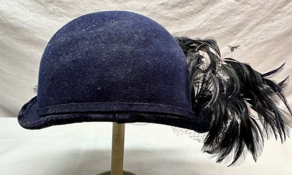 Vintage Ladies Royal Blue Wool Hat with Black Fea… - image 3