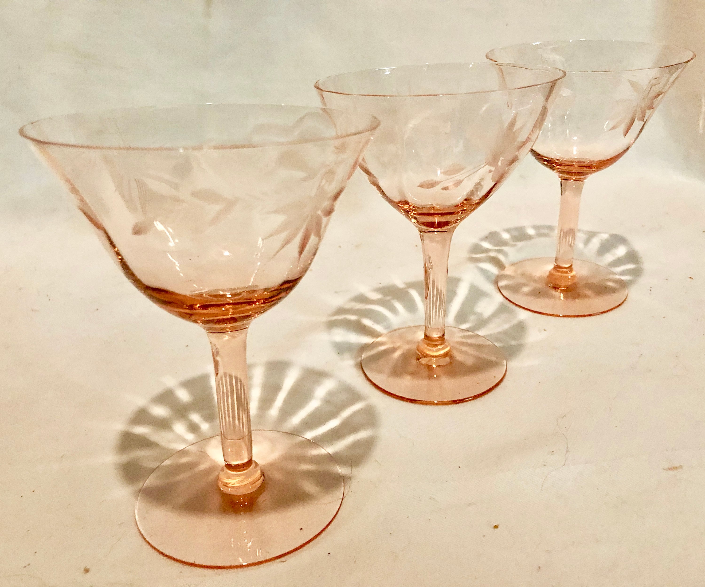 Vintage Blush Pink Floral Etched Depression Glass Wine/Cocktail Glasses