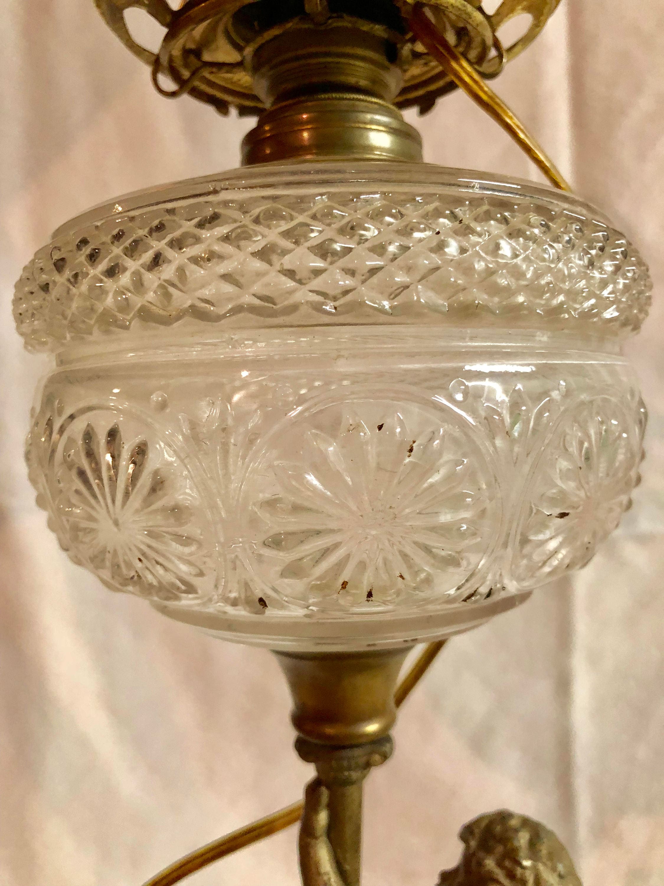 Antique Brass Cherub Table Lamp