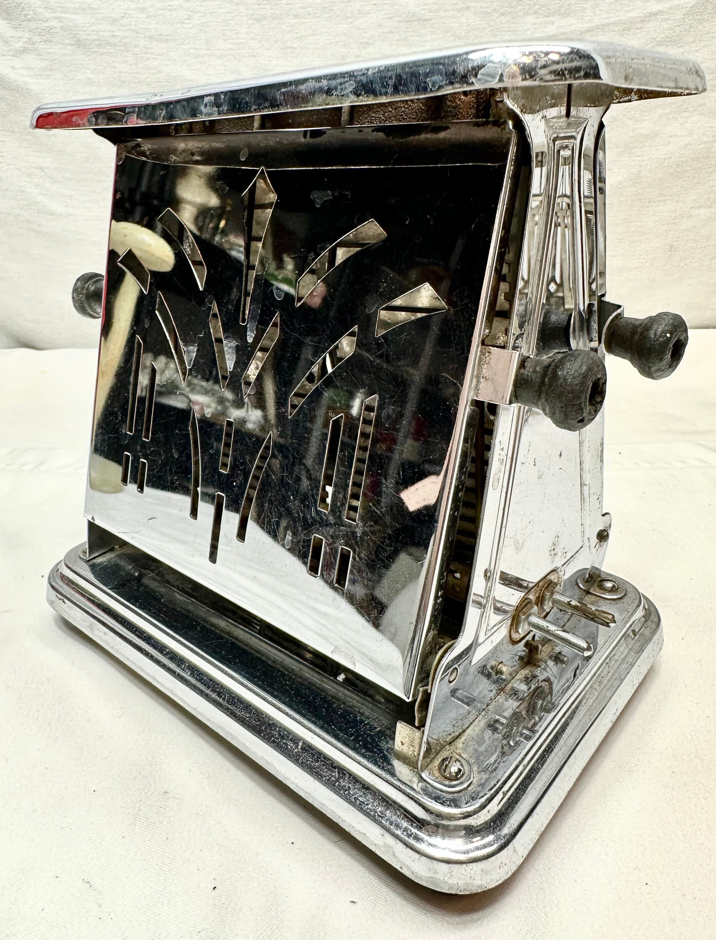 Vintage Decorative Chrome Two Door Drop Down Toaster with Original