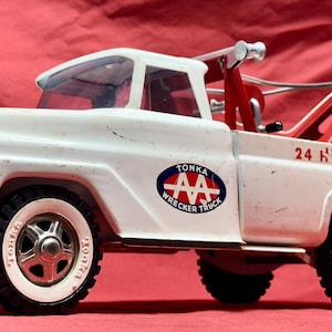 Old tonka trucks - Etsy 日本