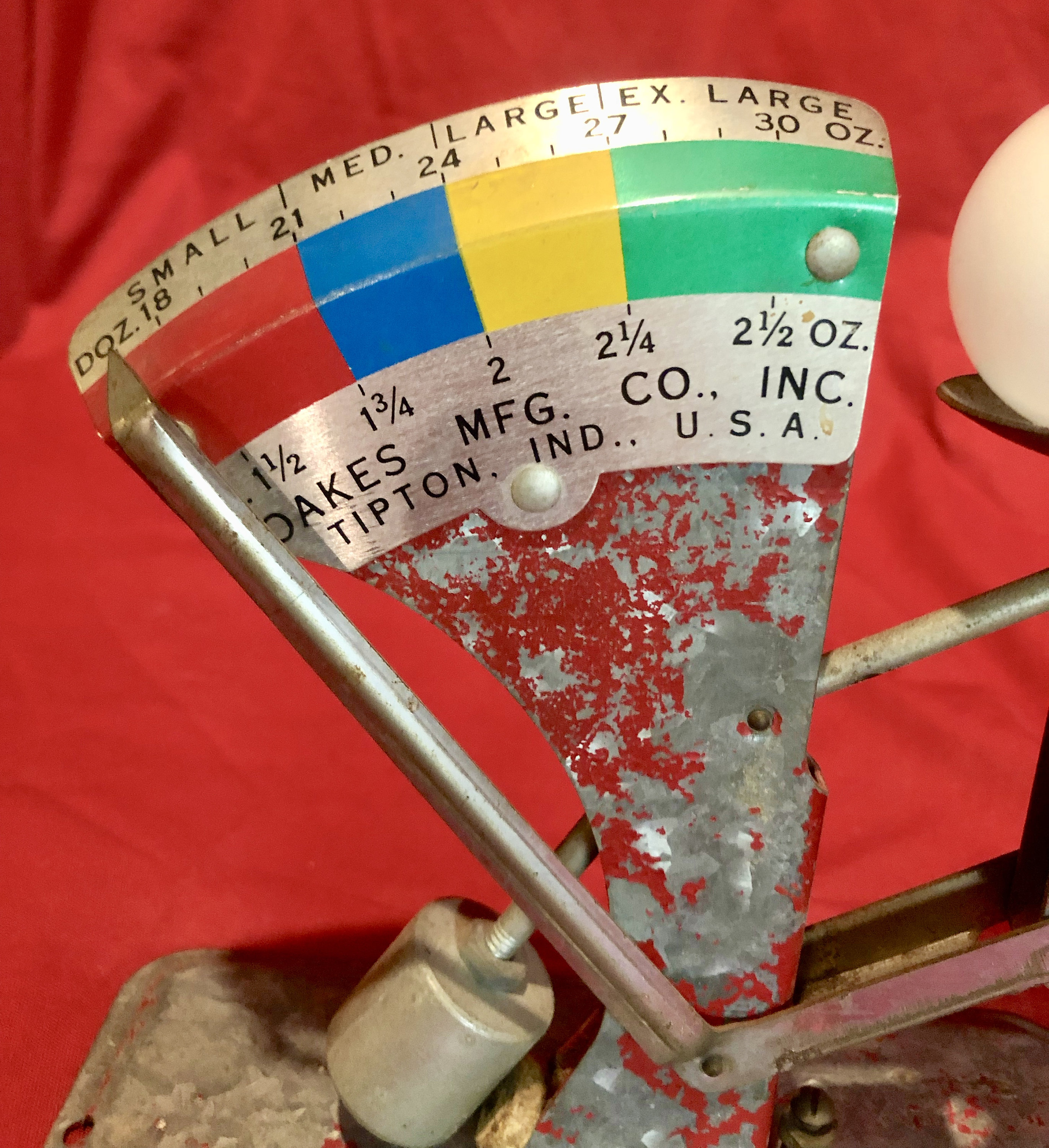 Vintage Metal Egg Scale/Egg Grader, Oakes Mfg Co, Tipton Indiana