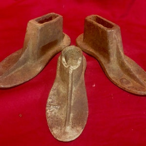 Cast Iron Antique Cobblers Shoe Making Forms- Children&#39;s size- Set of Three