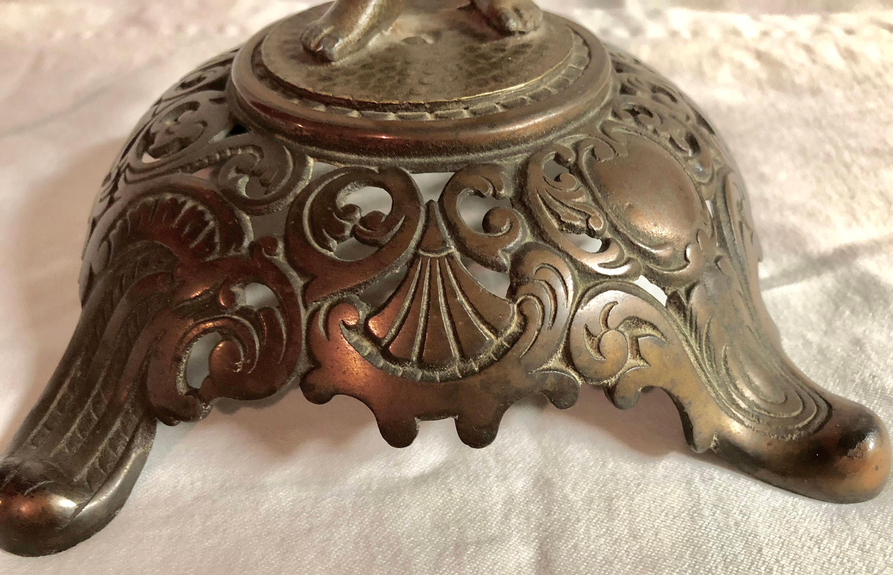 Antique Brass Cherub Table Lamp