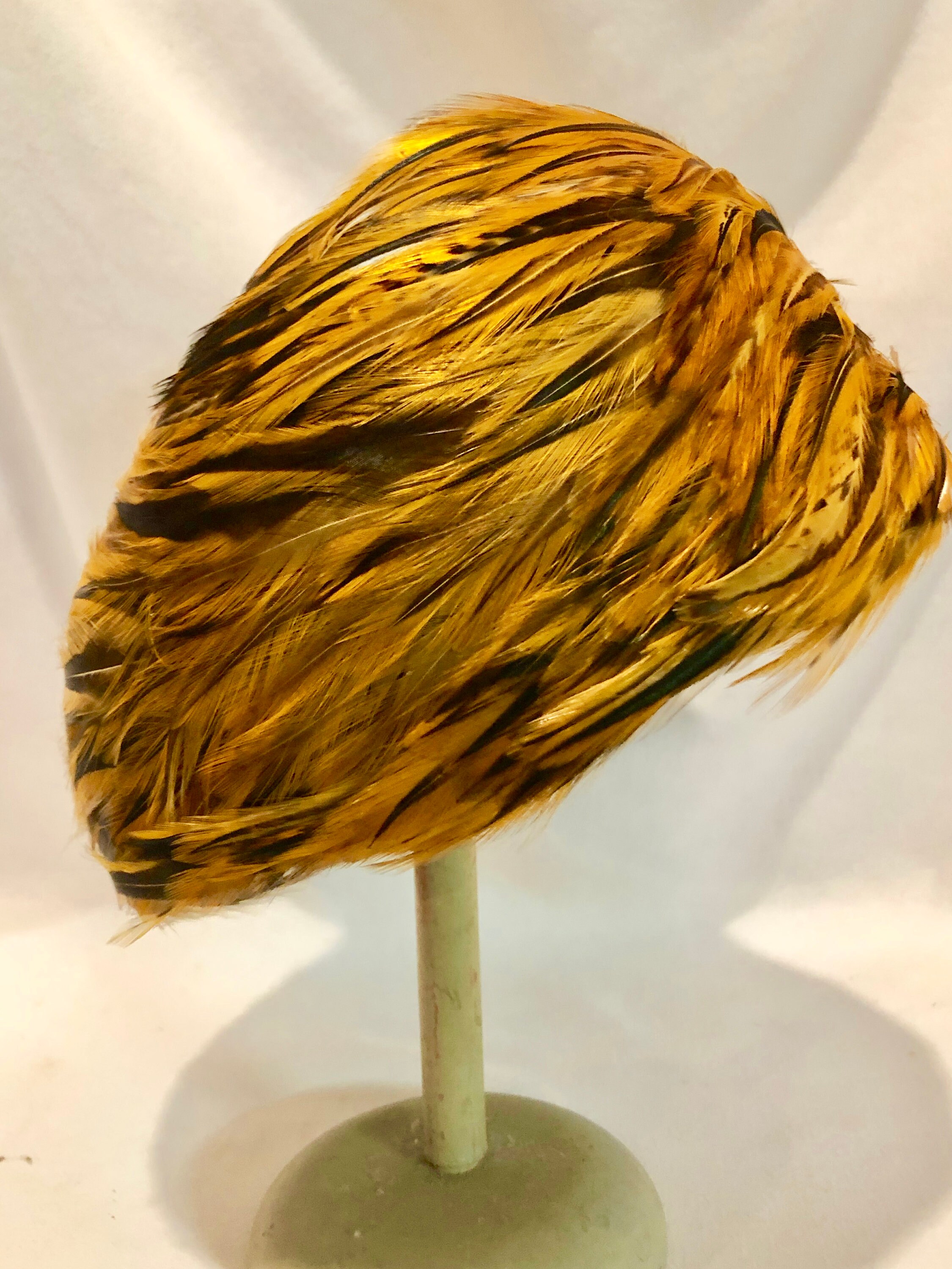 Vintage Ladies Feather Pillbox Hat in Original Box Circa 1960's Size 6